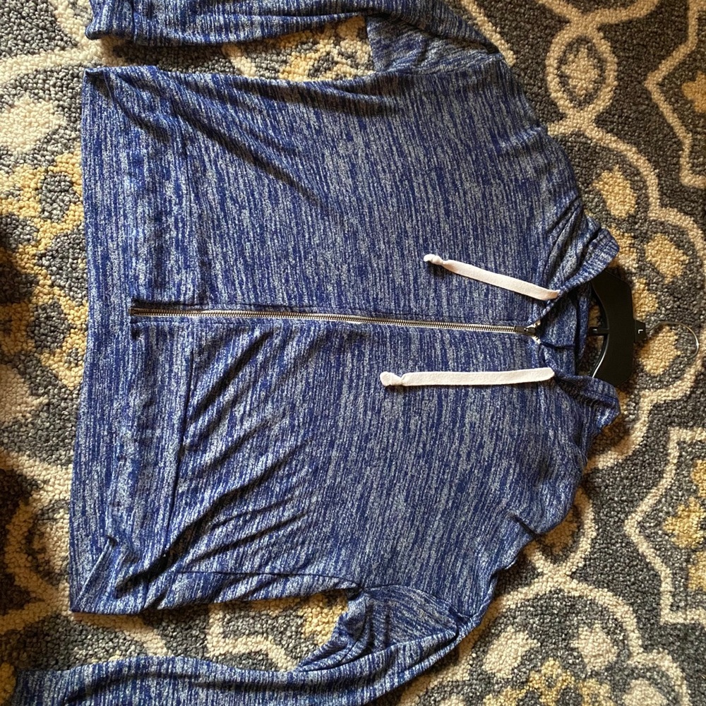 Cropped sweater